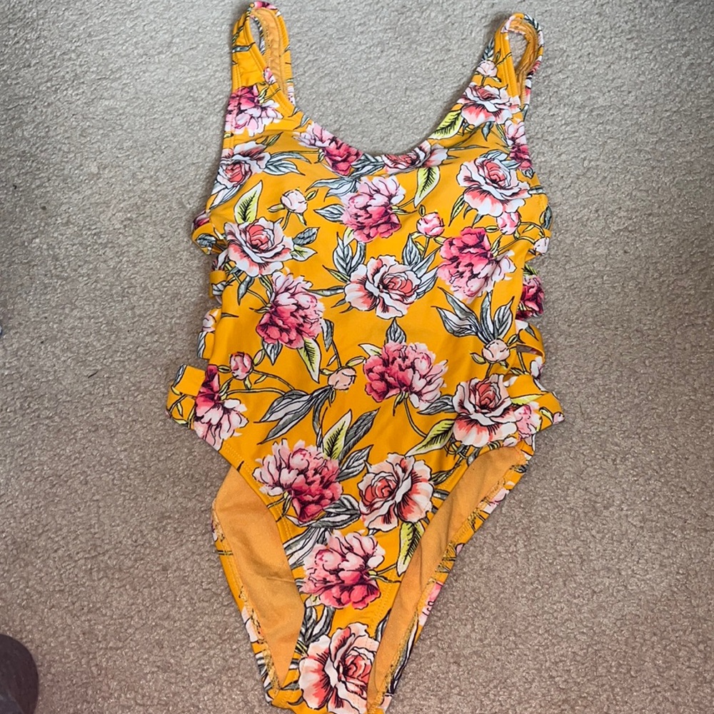 one piece target bathing suit size xs